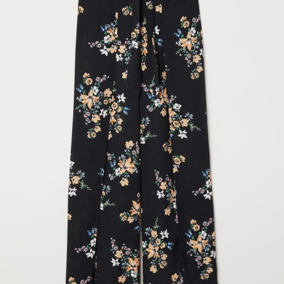 BRAND NEW H&M Wide-leg pants with slits - Picture 2 of 3